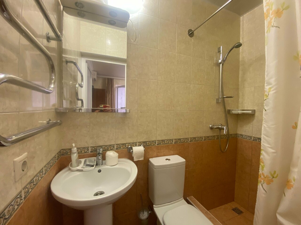 Гостиница Антонина Адлер