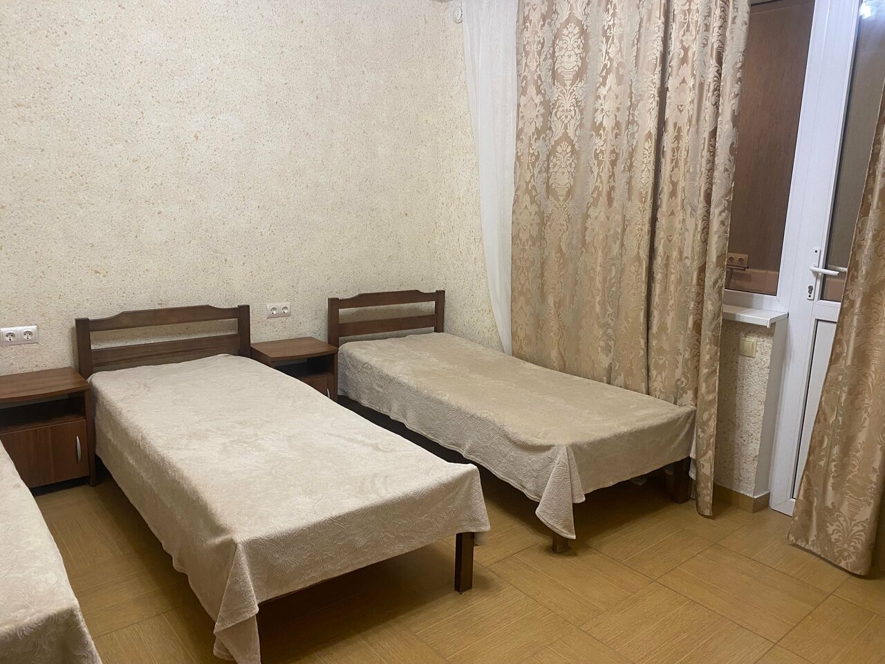 Гостиница Антонина Адлер