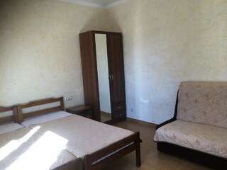 Гостиница Антонина Адлер Классический трехместный номер-2