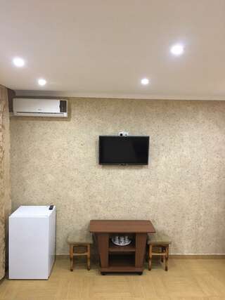 Гостиница Антонина Адлер Стандартный трехместный номер-2