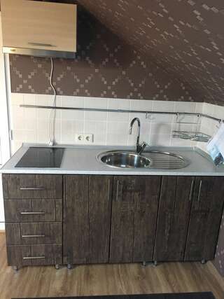 Гостиница Антонина Адлер Семейный номер с душем-6